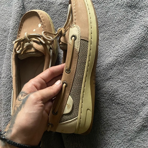 Sperry’s - Picture 4 of 5